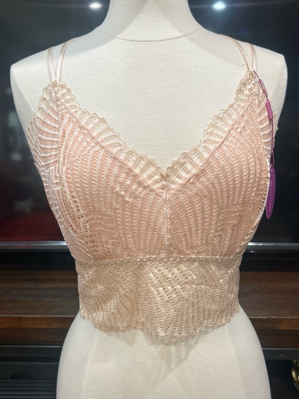 Avidlove Beige Lace Bralette Bra L Sheer Wireless Spaghetti Straps Hook & Eye.